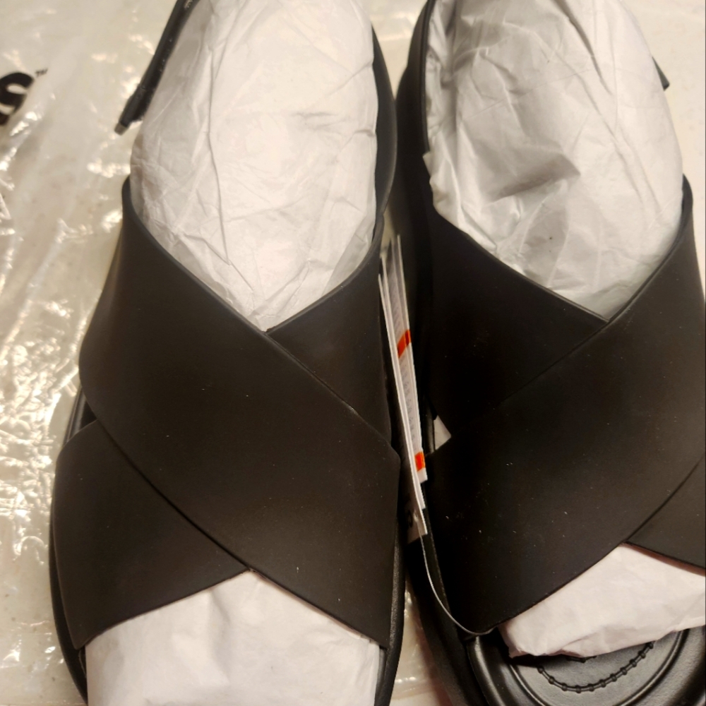 Crocs Brooklyn Luxe Sandals